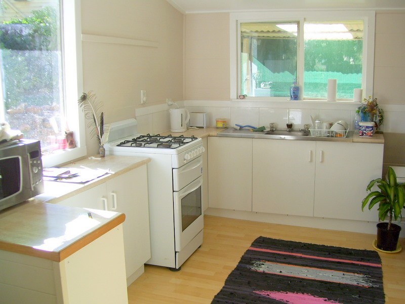 160 East Street, Mount Morgan QLD 4714