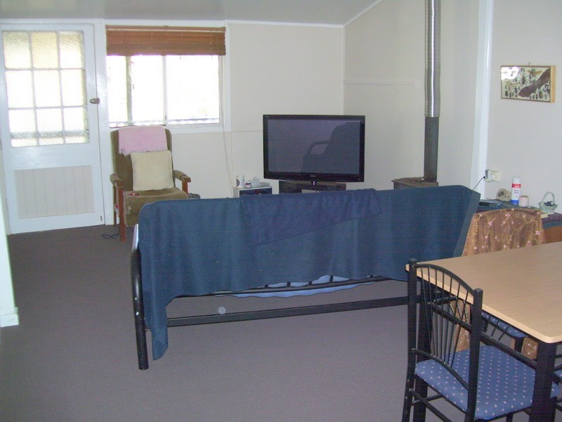160 East Street, Mount Morgan QLD 4714