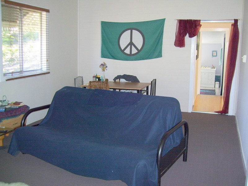 160 East Street, Mount Morgan QLD 4714
