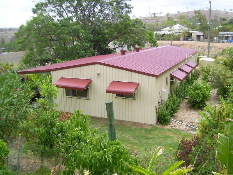 5a Coronation Drive, Mount Morgan QLD 4714