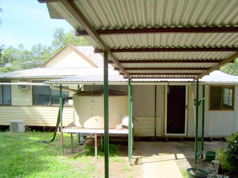12 Central Street, Mount Morgan QLD 4714