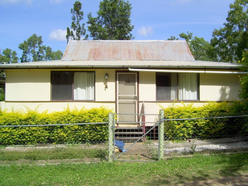 12 Central Street, Mount Morgan QLD 4714