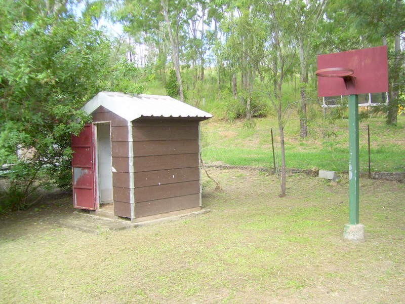 12 Central Street, Mount Morgan QLD 4714