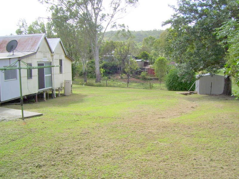 12 Central Street, Mount Morgan QLD 4714