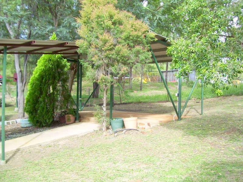 12 Central Street, Mount Morgan QLD 4714