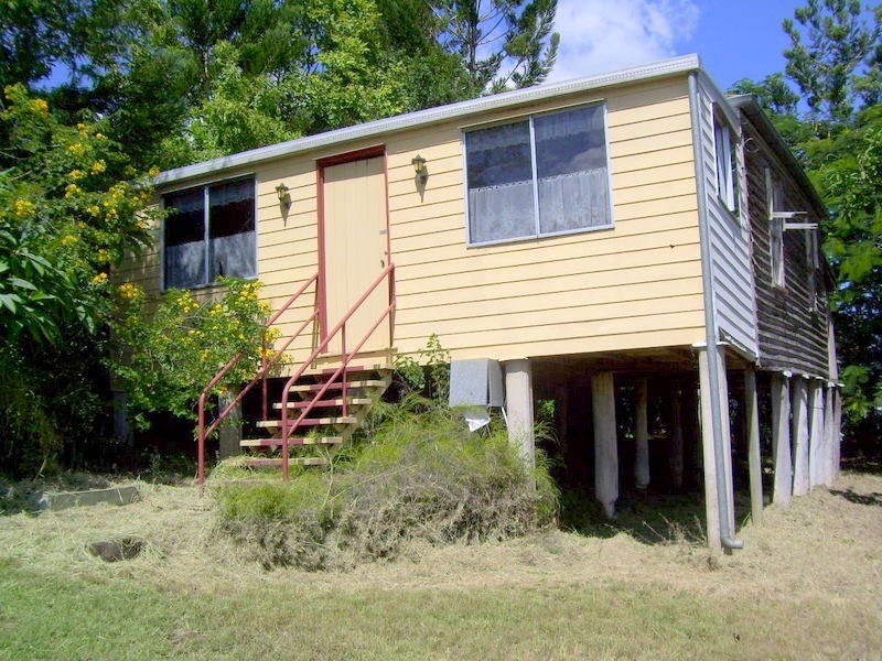 60 Dee Street, Mount Morgan QLD 4714