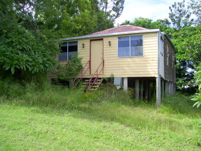 60 Dee Street, Mount Morgan QLD 4714