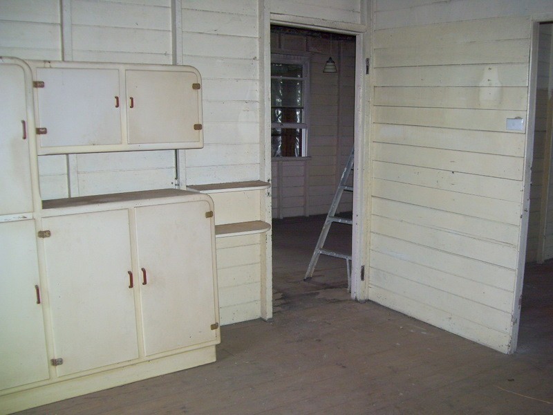 60 Dee Street, Mount Morgan QLD 4714