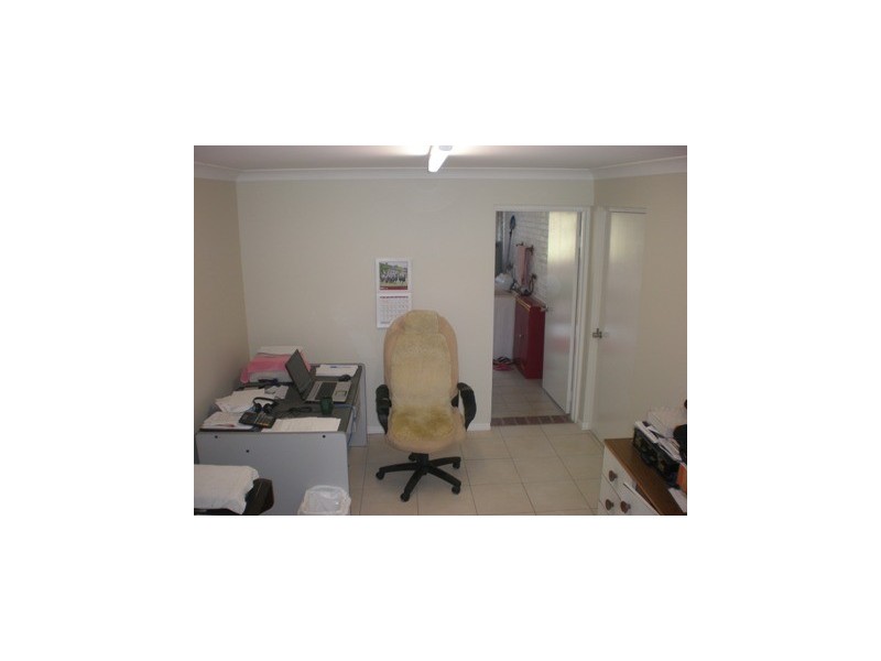 4 Dee Street, Mount Morgan QLD 4714