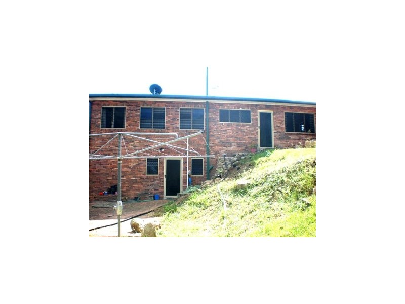 4 Dee Street, Mount Morgan QLD 4714