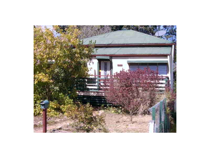 24 Dee Street, Mount Morgan QLD 4714