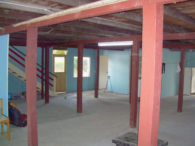 47 Dee Street, Mount Morgan QLD 4714