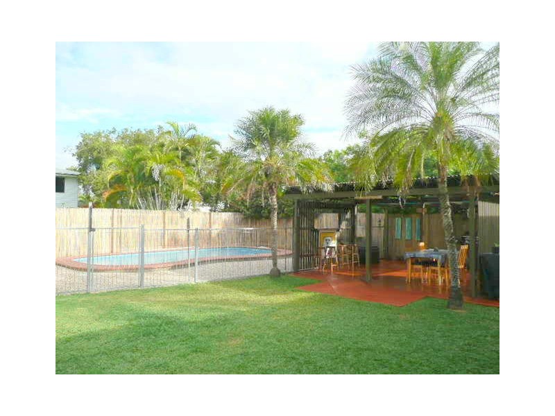66 Kershaw Street, Park Avenue QLD 4701