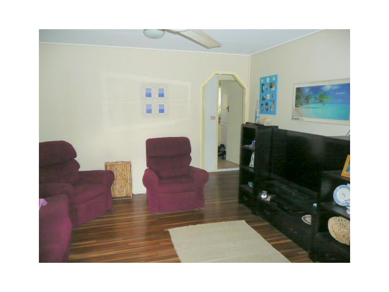 66 Kershaw Street, Park Avenue QLD 4701