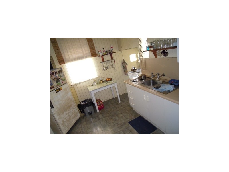 44 Burnett Street, Berserker QLD 4701