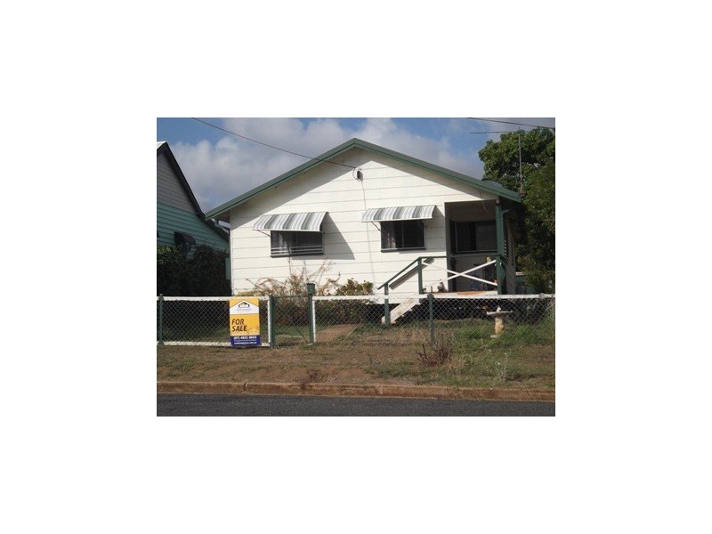 8 Cornes Street, Mount Morgan QLD 4714