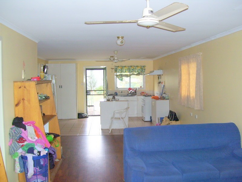 8 Cornes Street, Mount Morgan QLD 4714