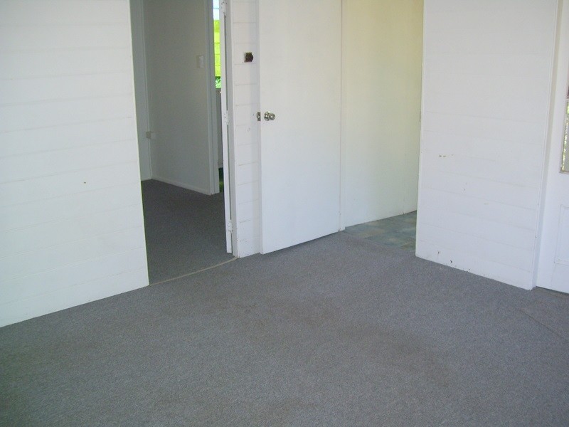 2 Lester Street, Mount Morgan QLD 4714