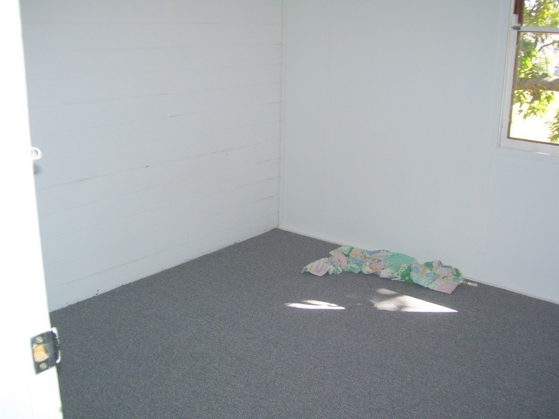 2 Lester Street, Mount Morgan QLD 4714