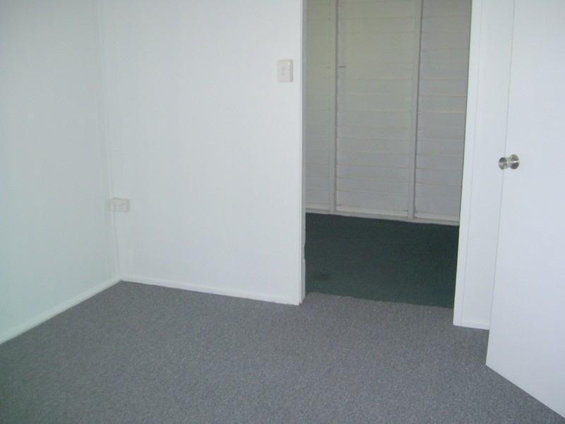 2 Lester Street, Mount Morgan QLD 4714