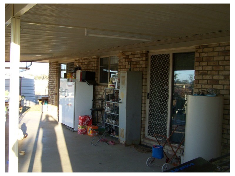 46 Hughes Road, Alton Downs QLD 4702