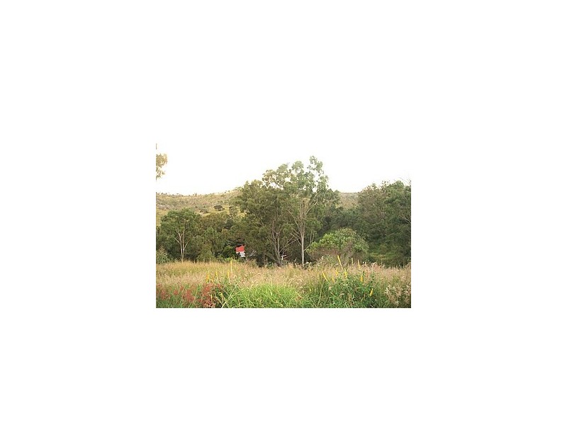 12 McHugh Road, Baree QLD 4714