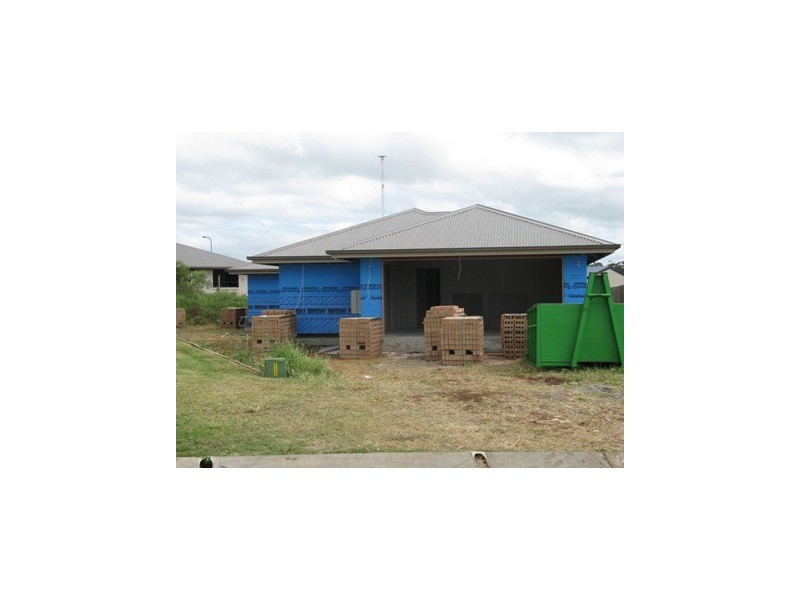 18 Koolamarra Drive, Gracemere QLD 4702