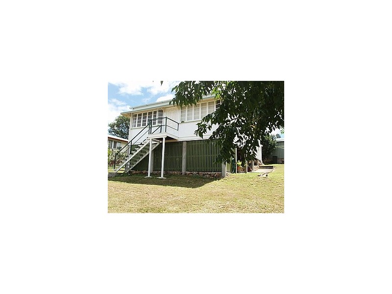 23 Byrnes Parade, Mount Morgan QLD 4714