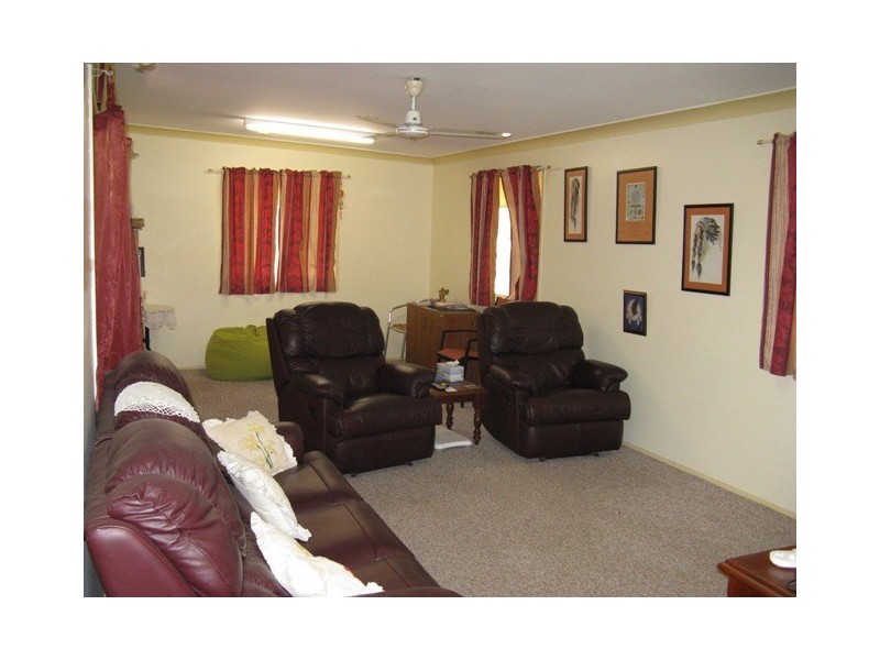 26 Glen Gordan Street, Mount Morgan QLD 4714