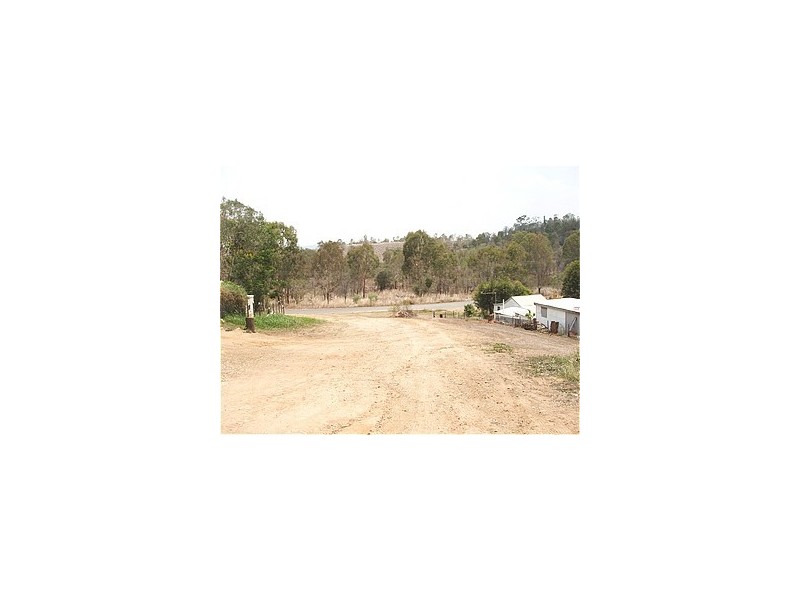 96 Gordon Lane, Mount Morgan QLD 4714