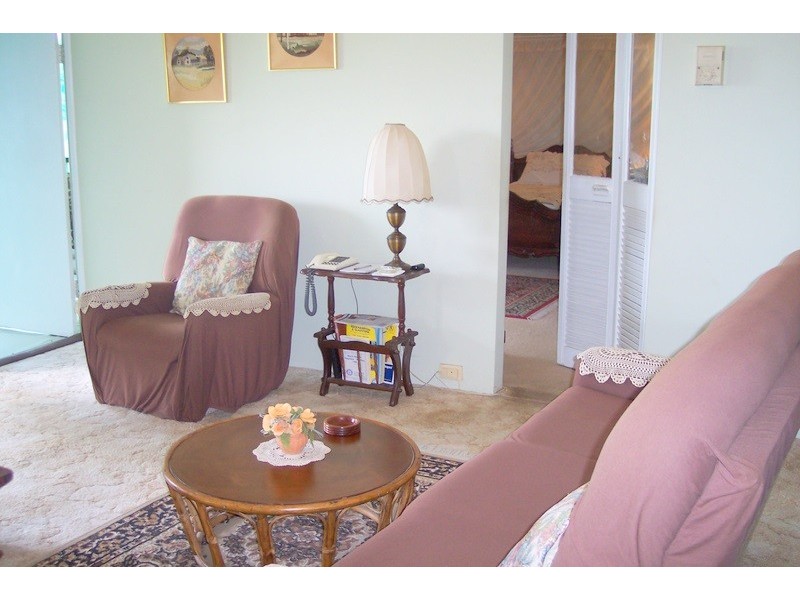 10-12 North Street, Mount Morgan QLD 4714