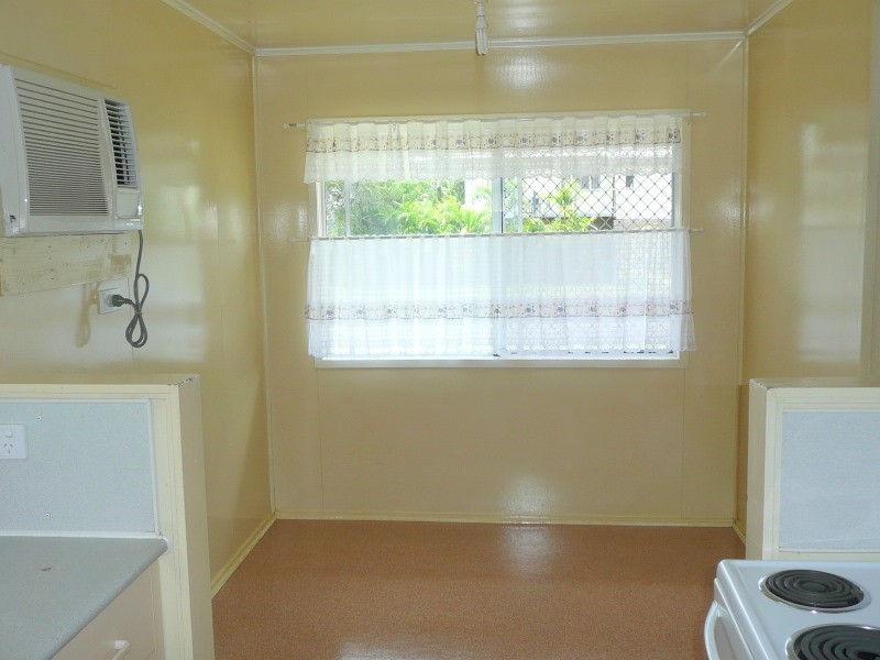 281 Pattemore Street, Kawana QLD 4701