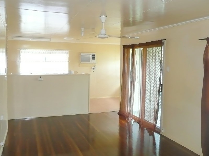 281 Pattemore Street, Kawana QLD 4701