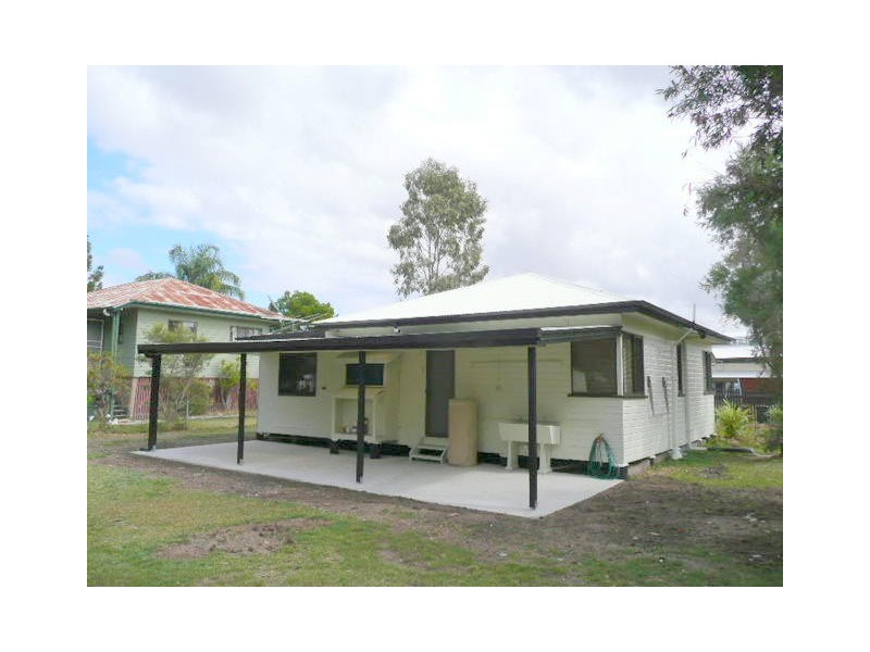 38 Tung Yeen Street, Park Avenue QLD 4701
