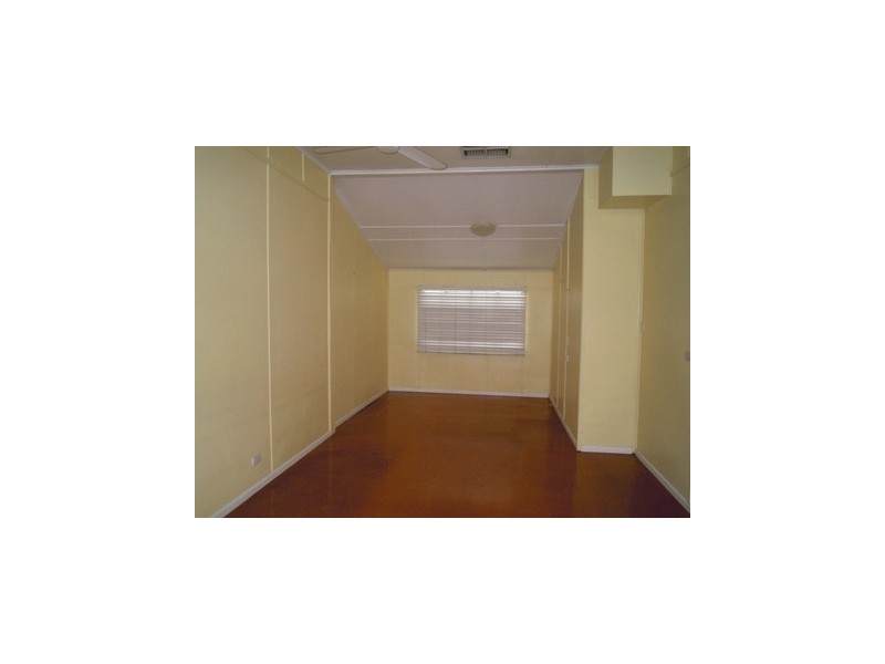 Park Avenue QLD 4701