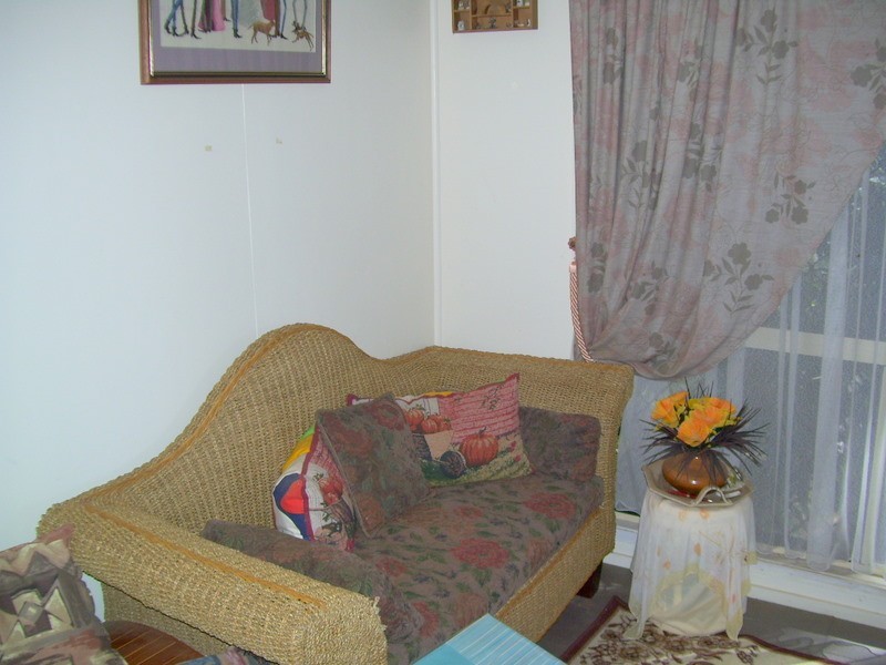 61 James Street, Mount Morgan QLD 4714