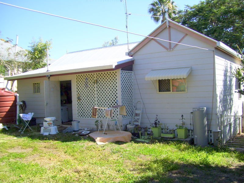 61 James Street, Mount Morgan QLD 4714