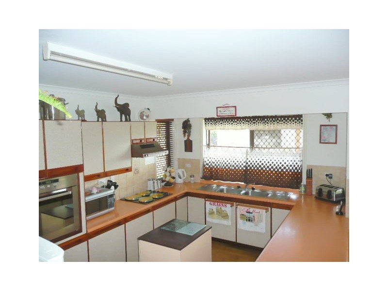 21 Spring Creek Close, The Caves QLD 4702