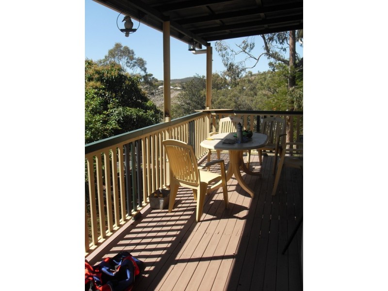 21 West Street, Mount Morgan QLD 4714