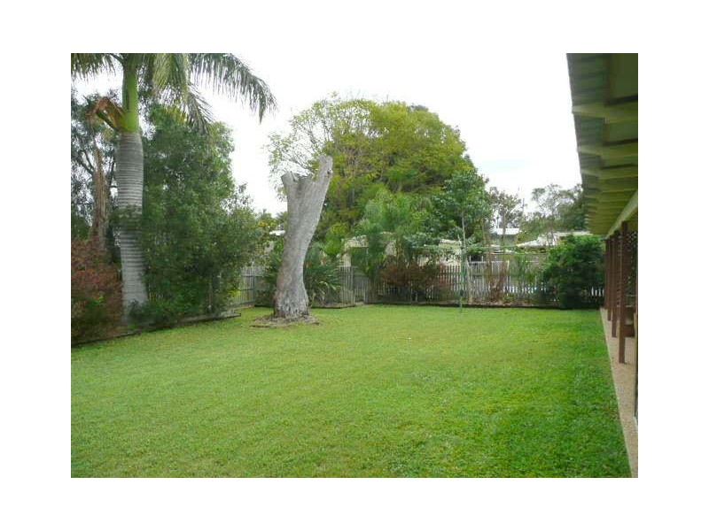 65 Bean Avenue, Parkhurst QLD 4702