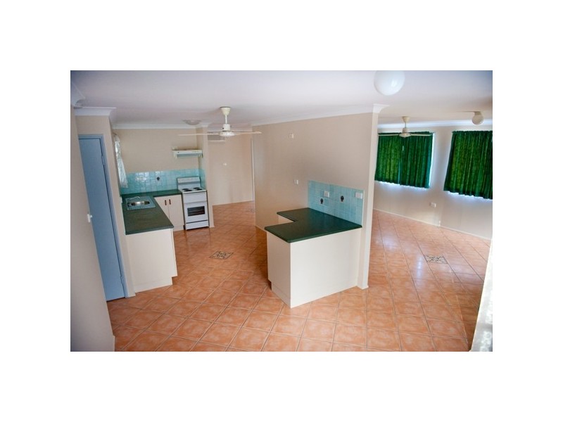 137 Emmerson Drive, Glenlee QLD 4711