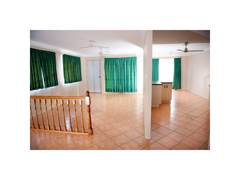 137 Emmerson Drive, Glenlee QLD 4711