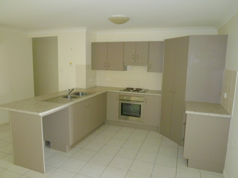 52 DONOVAN CRESCENT, Gracemere QLD 4702