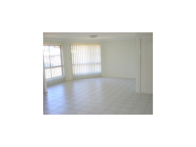 9 Webster Street, Gracemere QLD 4702