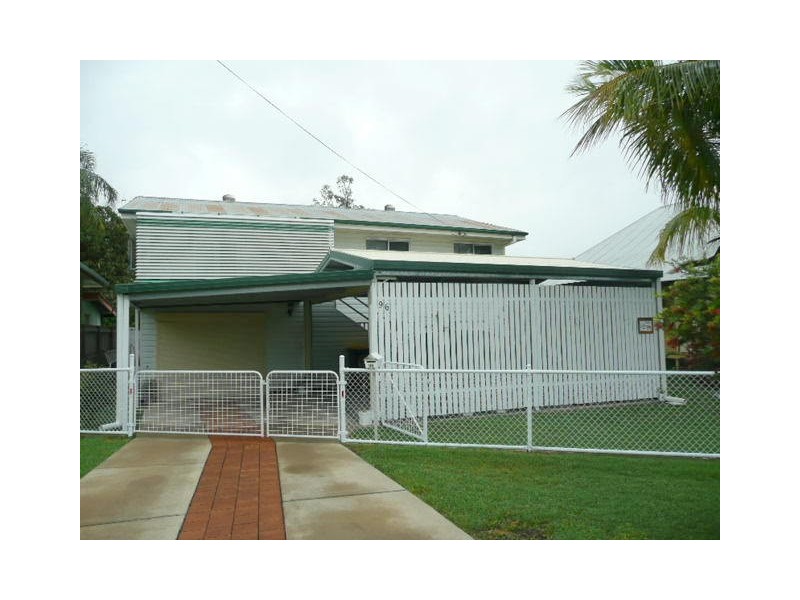 96 Edward Street, Berserker QLD 4701