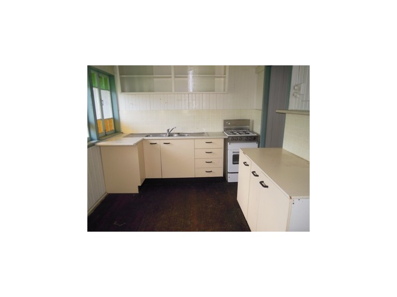 Park Avenue QLD 4701