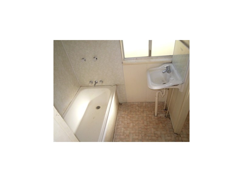 Park Avenue QLD 4701