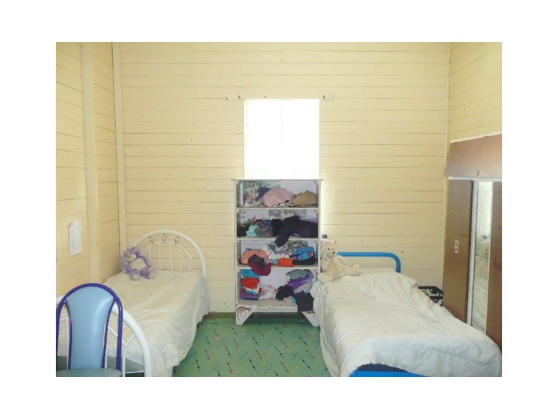 10 Harbourne Street, Koongal QLD 4701