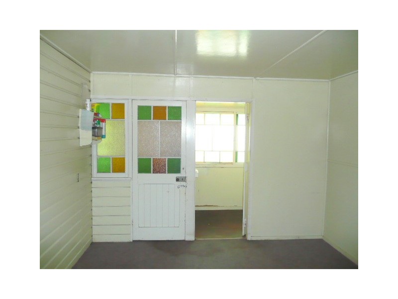 10 Harbourne Street, Koongal QLD 4701