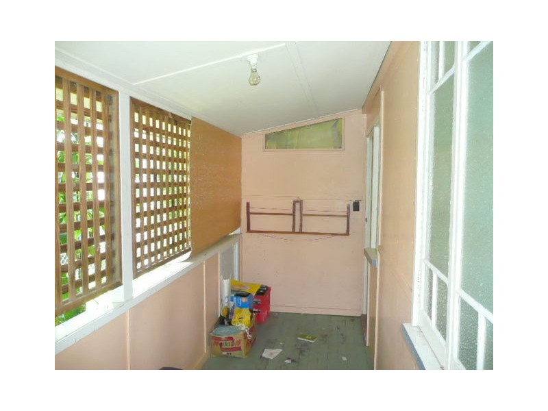 10 Harbourne Street, Koongal QLD 4701